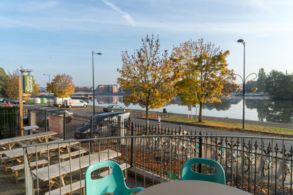 Auberge de jeunesse bike friendly Félicien Rops à Namur